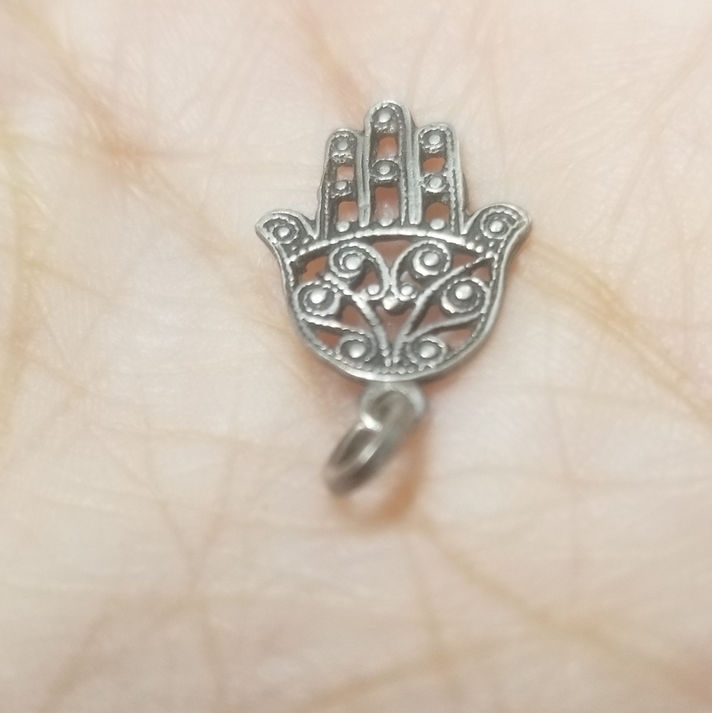 Hamsa charm